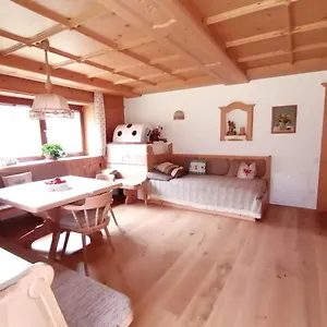 Holiday home Apartmenthaus Paradise Innsbruck
