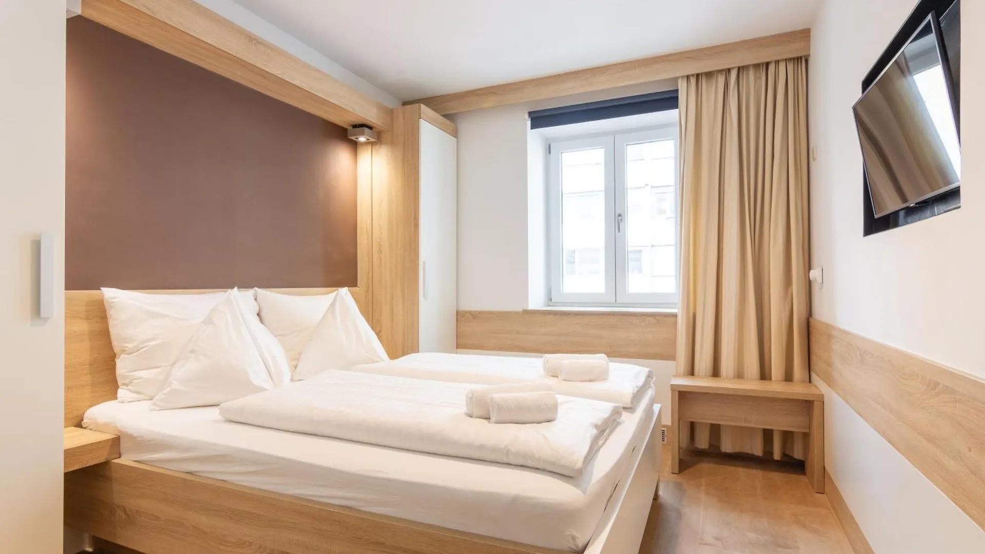 Best Western Hotel Strasser Graz 3*,