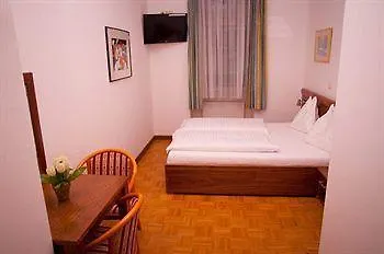 Ekono By Leva Hotel Strasser Štýrský Hradec 3*,  Rakousko